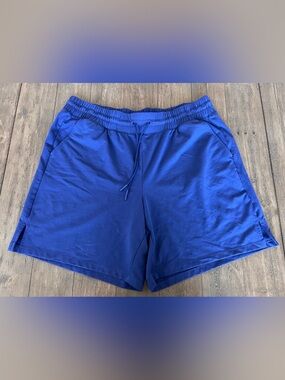 Ideology 1X Womens Athlete lightweight Shorts